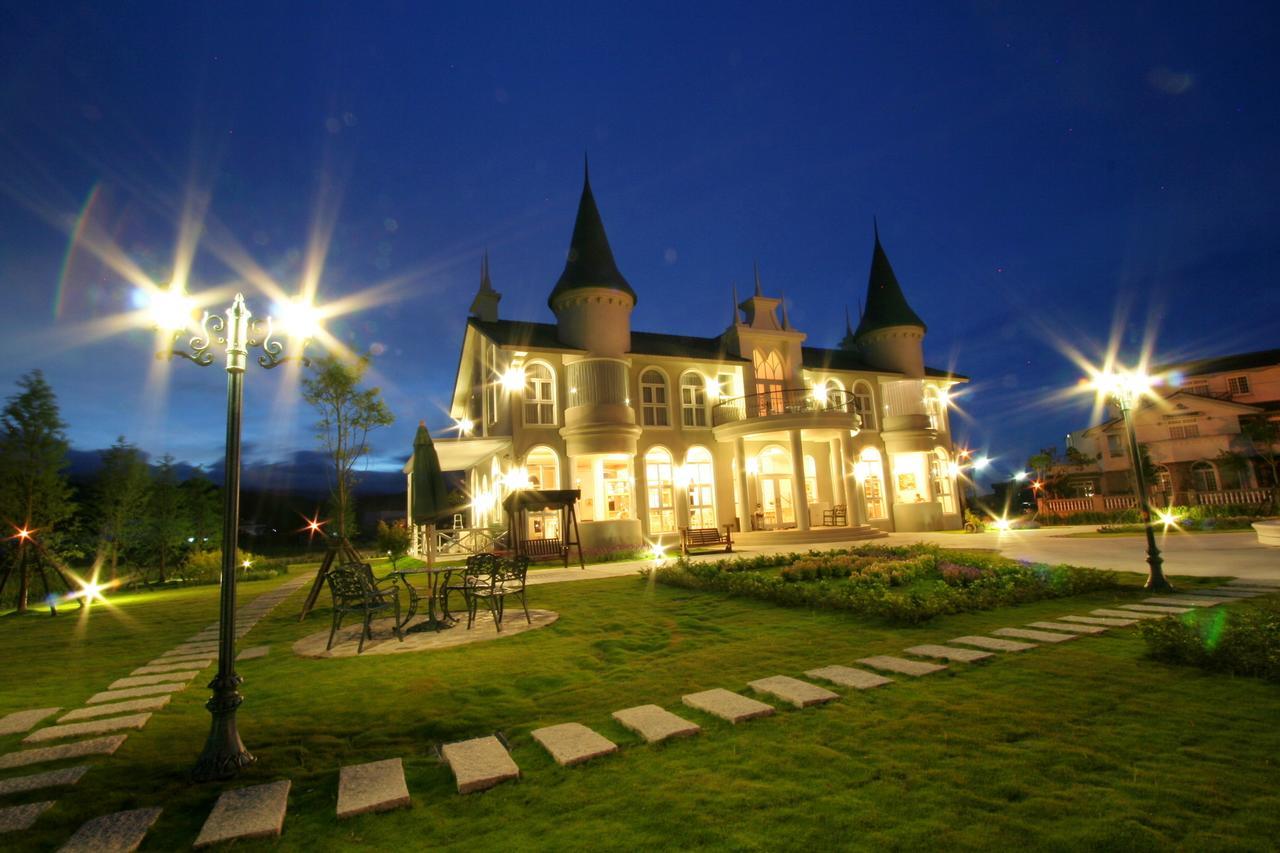 Апартаменты Sigma Castle Yilan Экстерьер фото