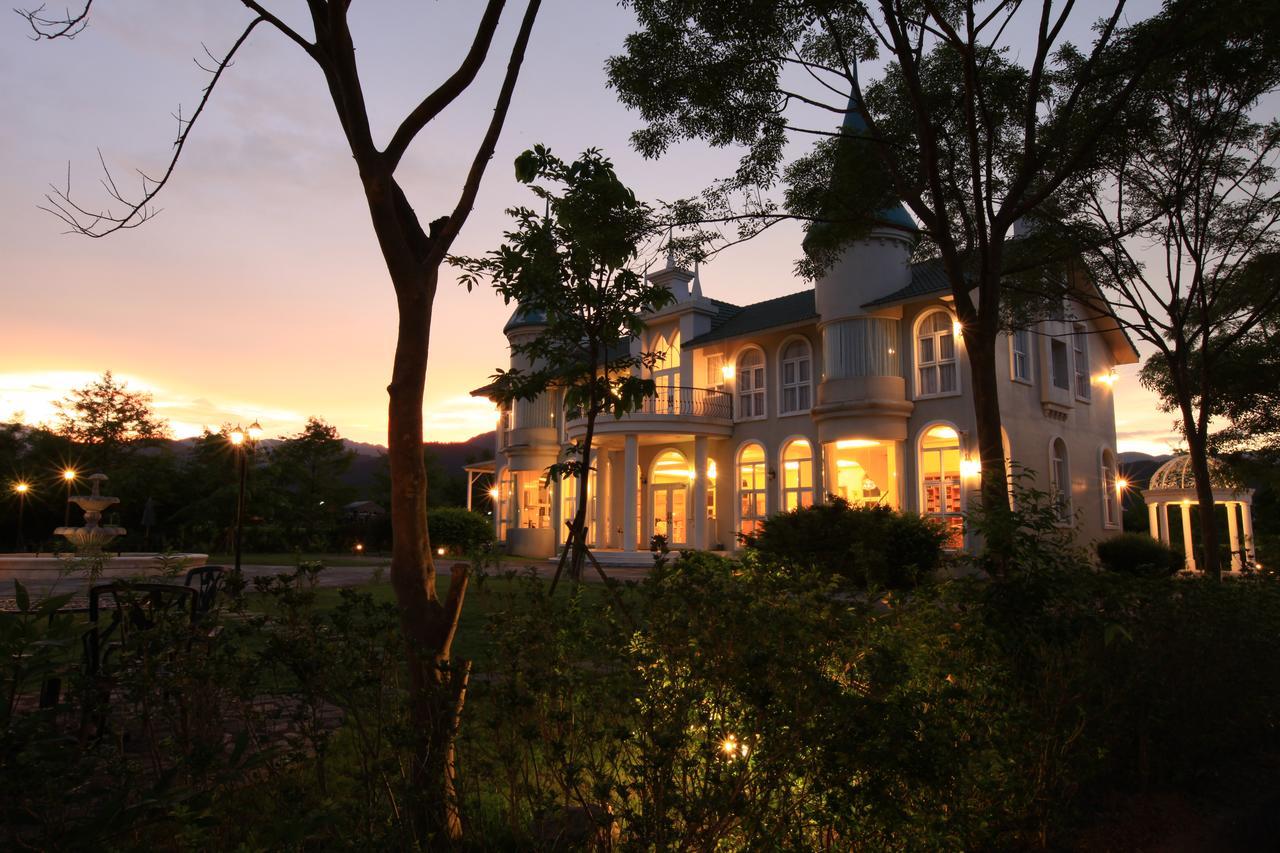 Апартаменты Sigma Castle Yilan Экстерьер фото