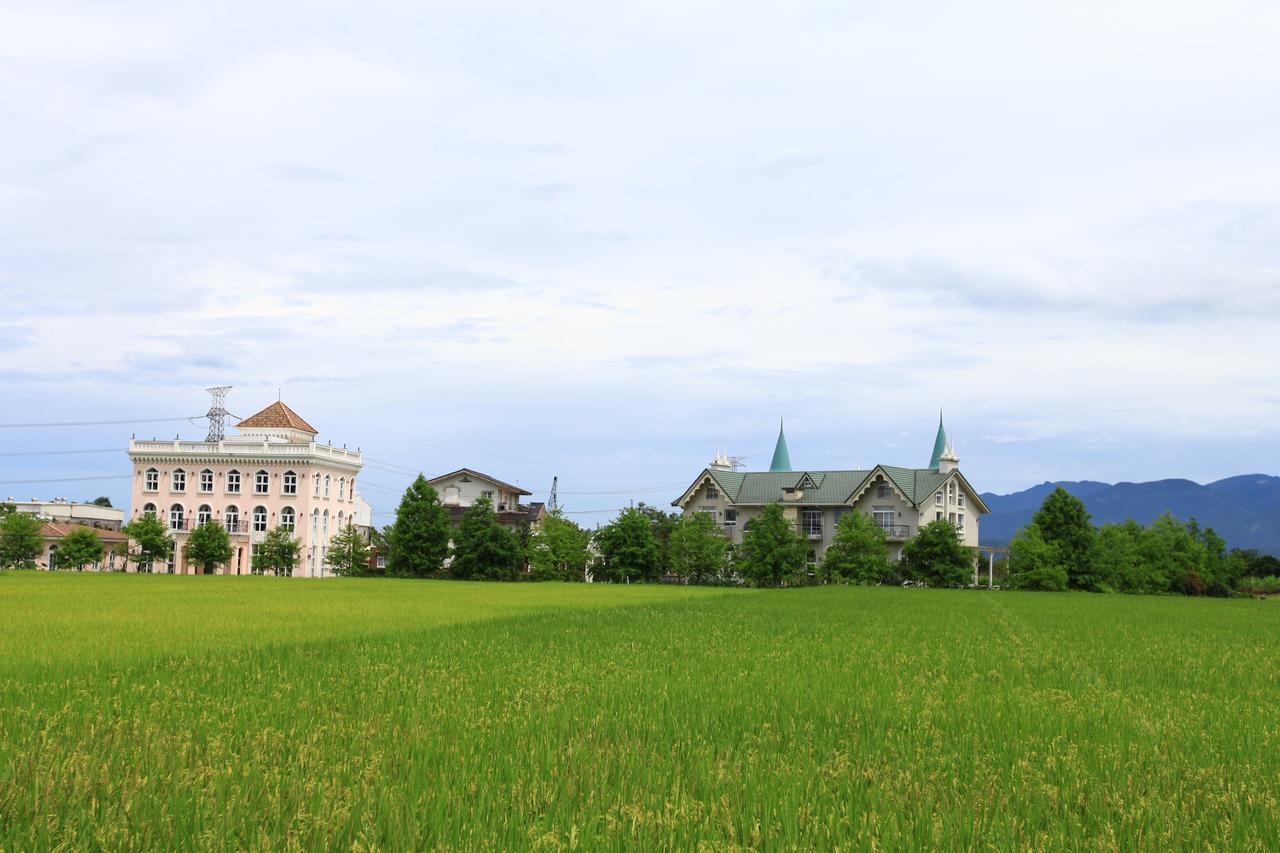 Апартаменты Sigma Castle Yilan Экстерьер фото
